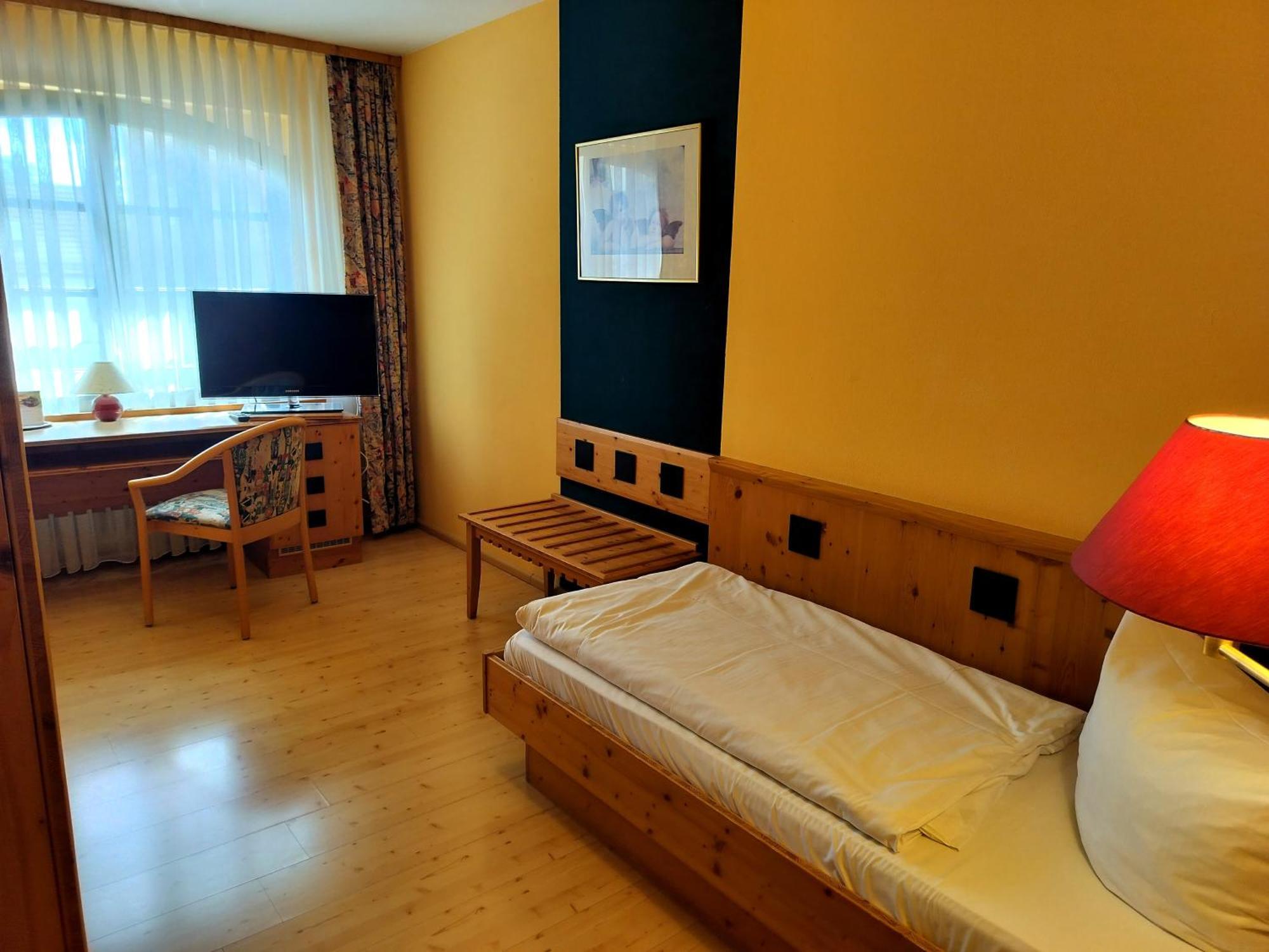 Hotel Hirsch Rothenberg Exterior photo